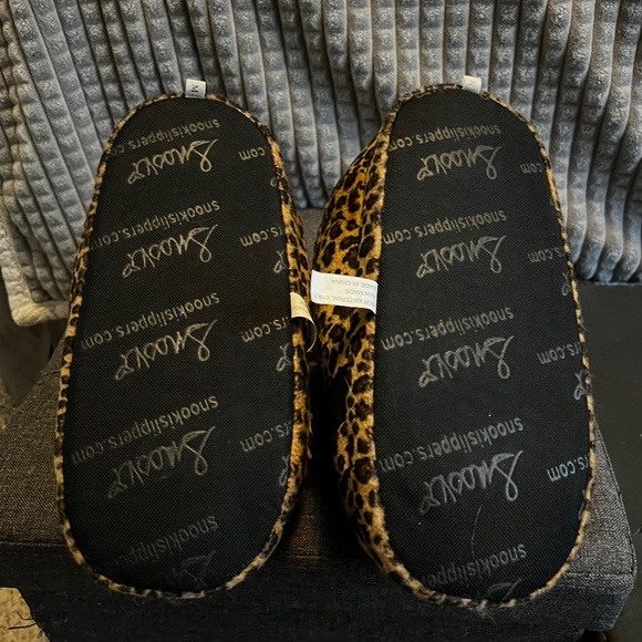 Snooki Slippers - Picture 1 of 2